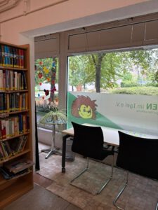 Winzerla Lernen Bibliothek hinten